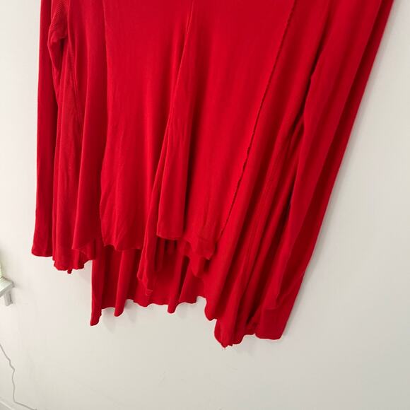 Free People Red Asymmetrical Cutout Sweater Size Medium - Picture 8 of 9